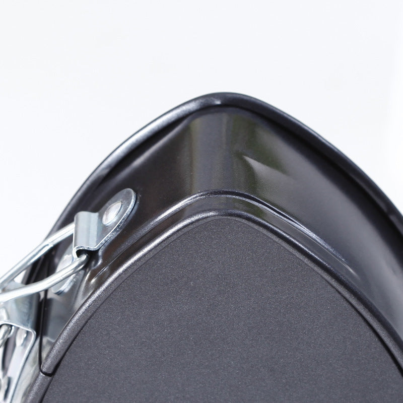 The heart-shaped pan non stick baking cake mold bottom pan cake