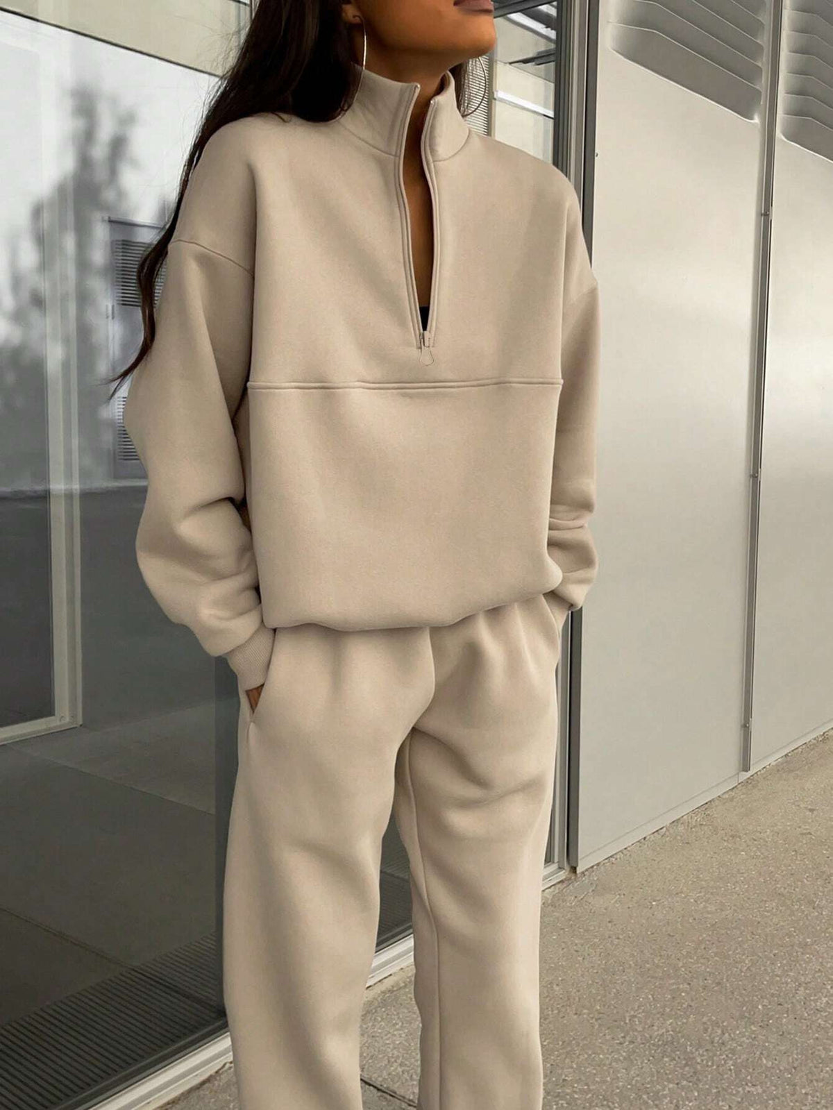 Women's Sporty Full-Zip Sweatshirt and Pants Set