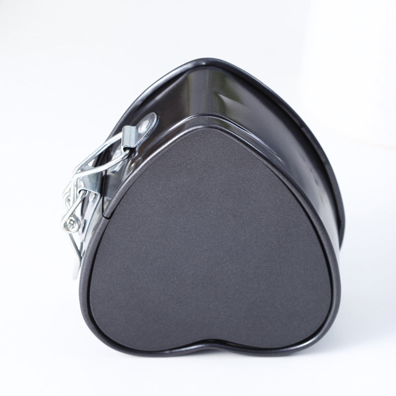The heart-shaped pan  non stick baking cake mold bottom pan cake