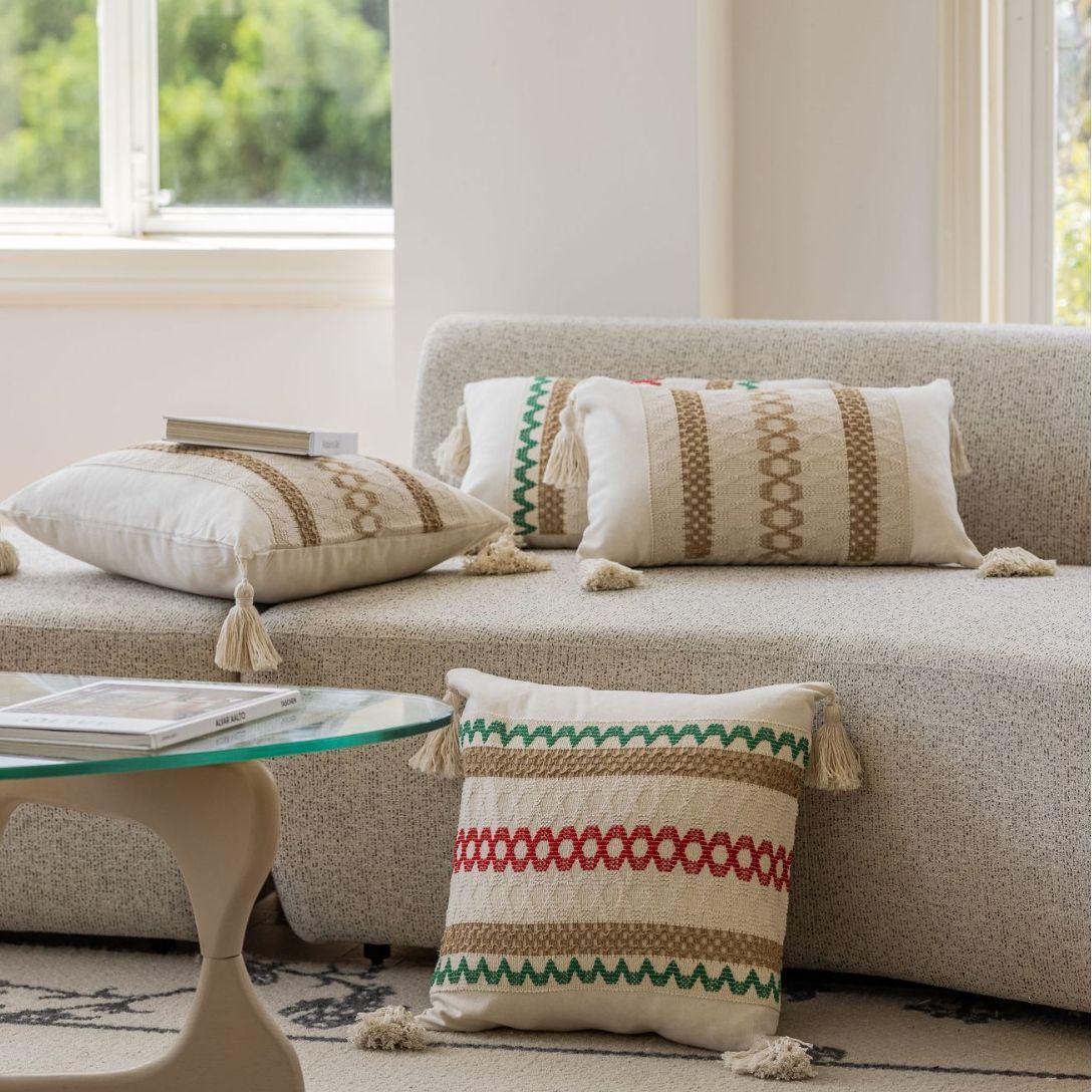 Jacquard Cushion Cover for Couch or Bed – Textured Woven Design