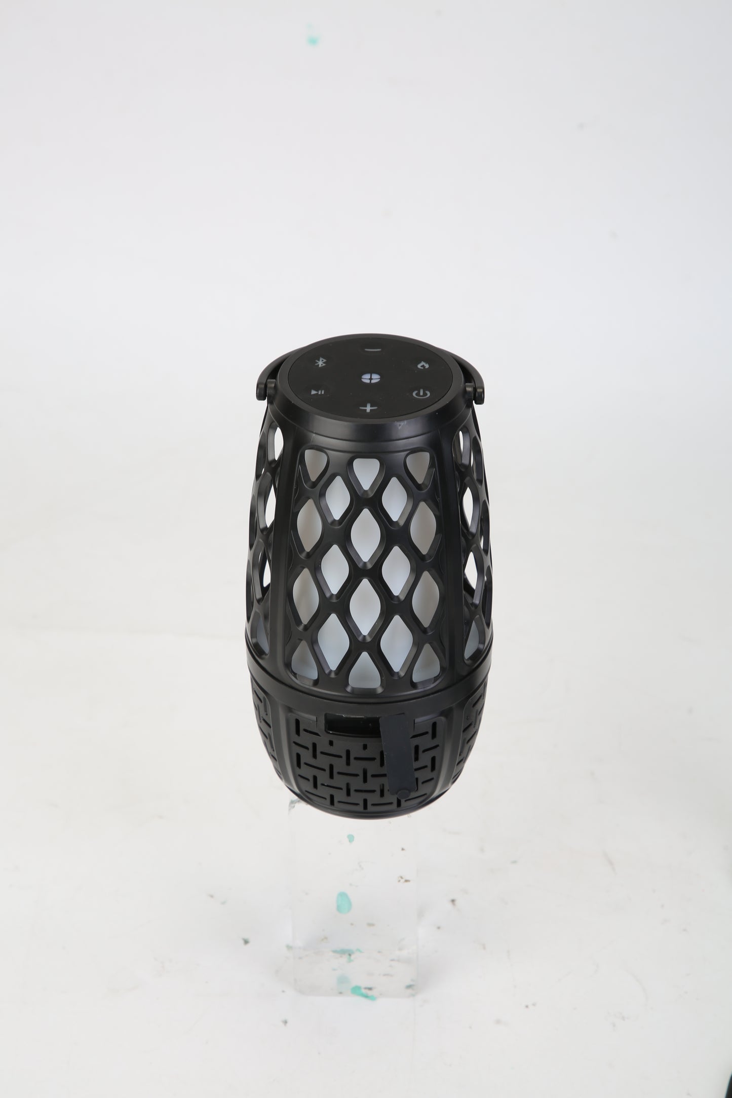 4-in-1 Wireless Bluetooth 5.3 Outdoor LED Flame Speaker – IPX5 Waterproof, Patio & Garden Speaker with 3 Flame Light Modes, Hook, Stake & Wall Mount, Sync Up to 100 Speakers